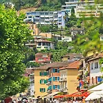 Double Modern.11 * Ascona